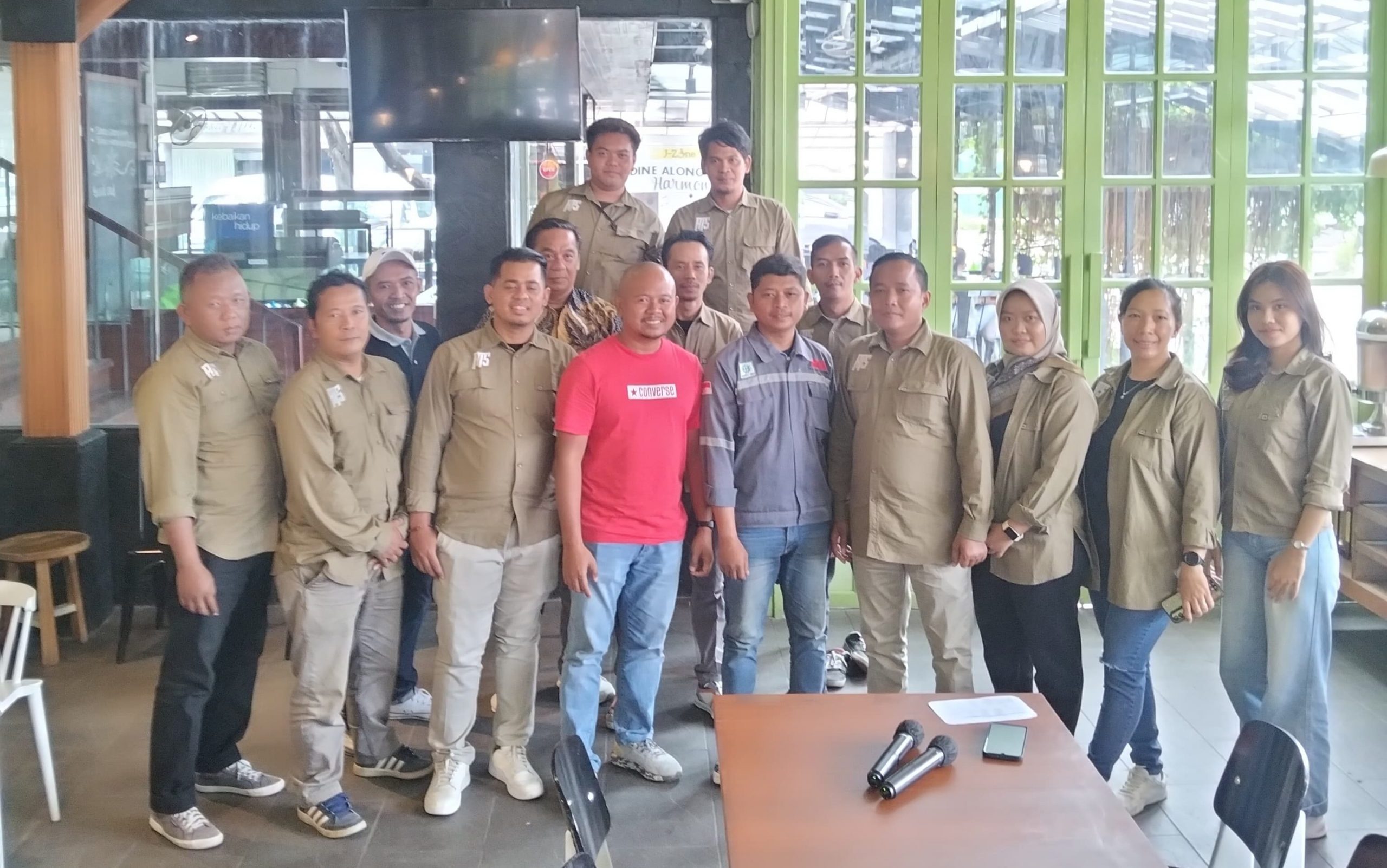 perjalanan bersama reendo transport service